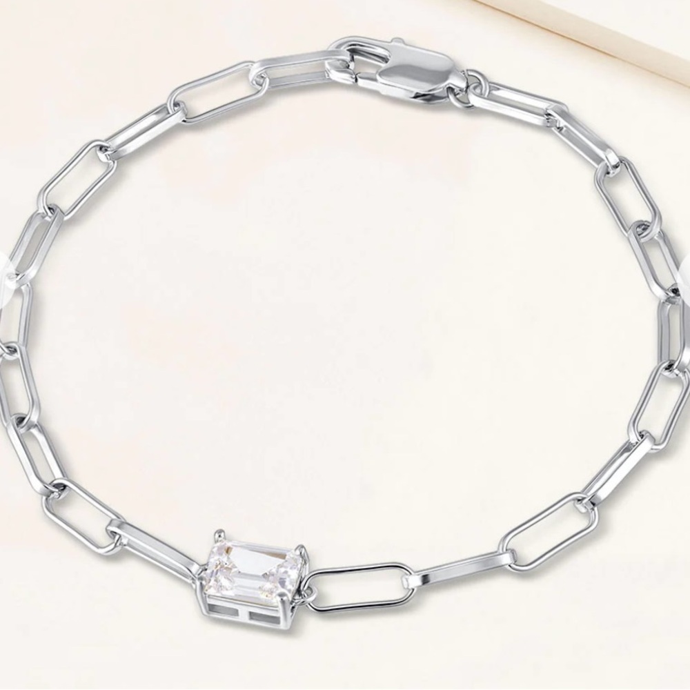 “Obsession” emerald cut solitaire  bracelet